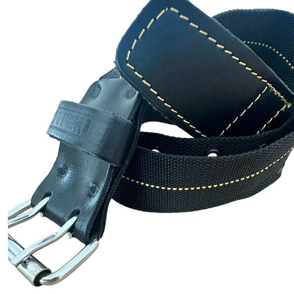 DeWalt heavy duty work/tool belt Sz 56” NWOT work belt - Picture 3 of 5